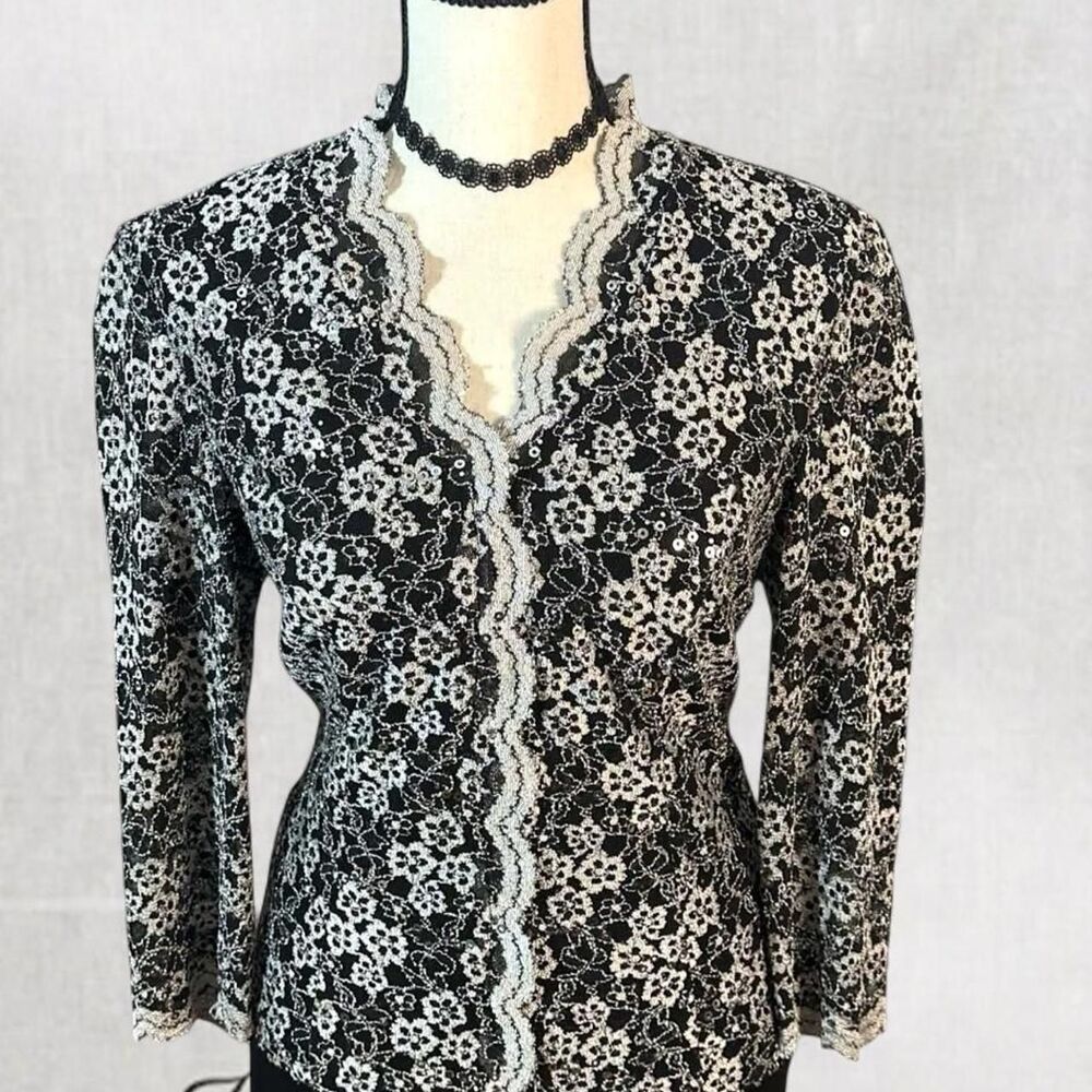 Goth Glamour Elegant Lace Style Long Sleeve Sweater Blouse